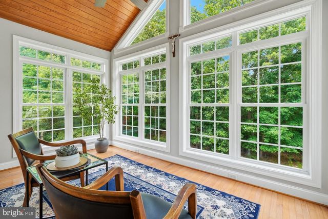 105 TURNSTONE LN, Lake Frederick, VA 22630