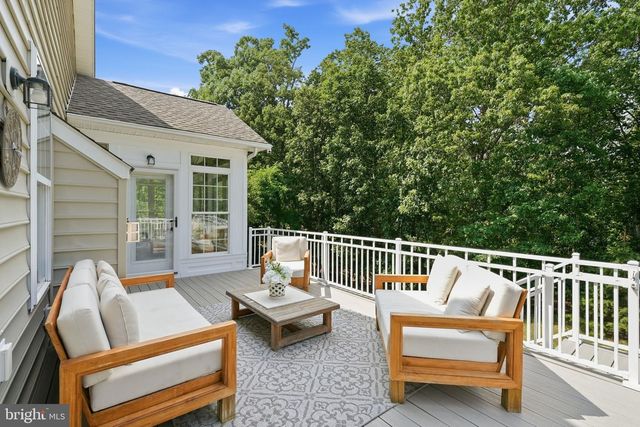 105 TURNSTONE LN, Lake Frederick, VA 22630
