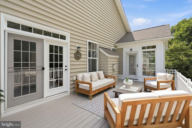 105 TURNSTONE LN, Lake Frederick, VA 22630