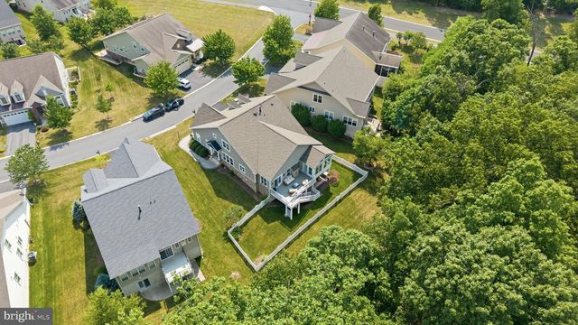 105 TURNSTONE LN, Lake Frederick, VA 22630