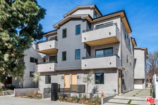 10819 Morrison Street 3, North Hollywood, CA 91601