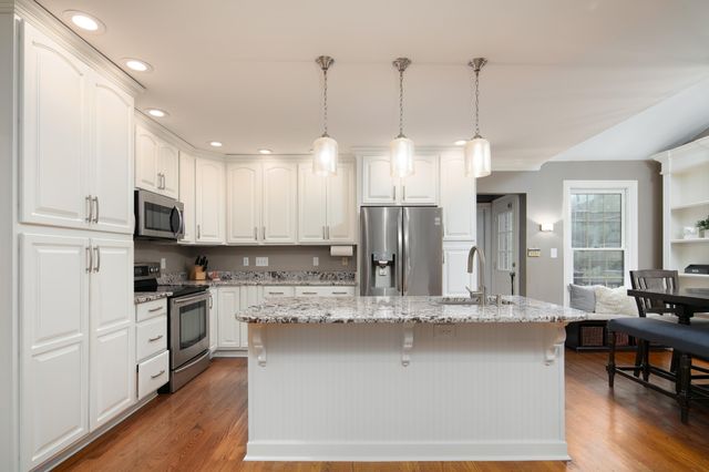3424 Chestnut Hill Lane, Lexington, KY 40509