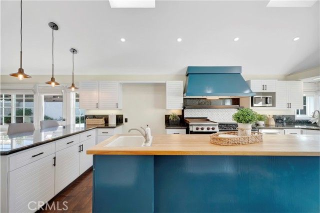 9172 Carrolltown Drive, Huntington Beach, CA 92646