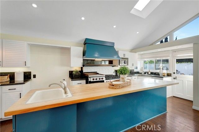 9172 Carrolltown Drive, Huntington Beach, CA 92646