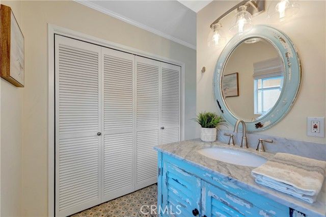 9172 Carrolltown Drive, Huntington Beach, CA 92646