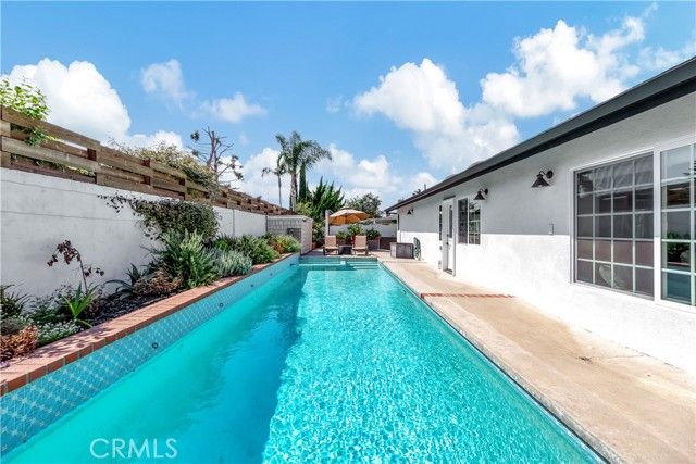 9172 Carrolltown Drive, Huntington Beach, CA 92646