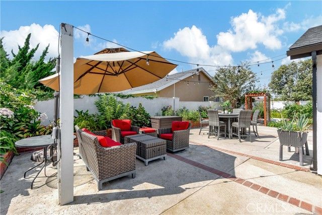 9172 Carrolltown Drive, Huntington Beach, CA 92646