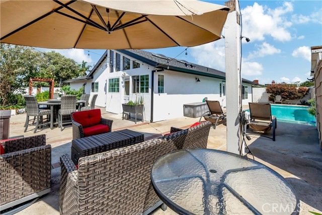 9172 Carrolltown Drive, Huntington Beach, CA 92646