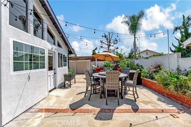 9172 Carrolltown Drive, Huntington Beach, CA 92646