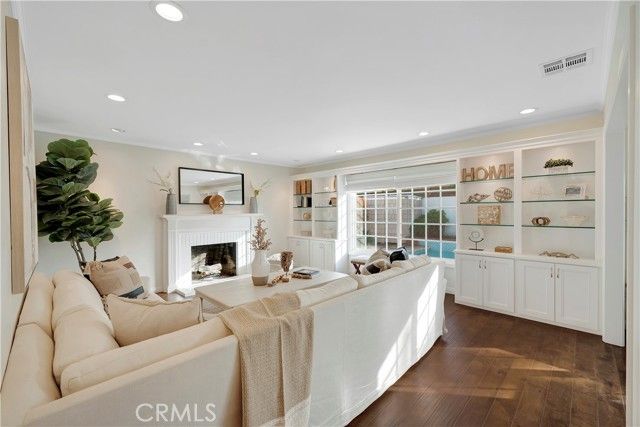 9172 Carrolltown Drive, Huntington Beach, CA 92646