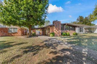 1624 S 20th Street, Chickasha, OK 73018