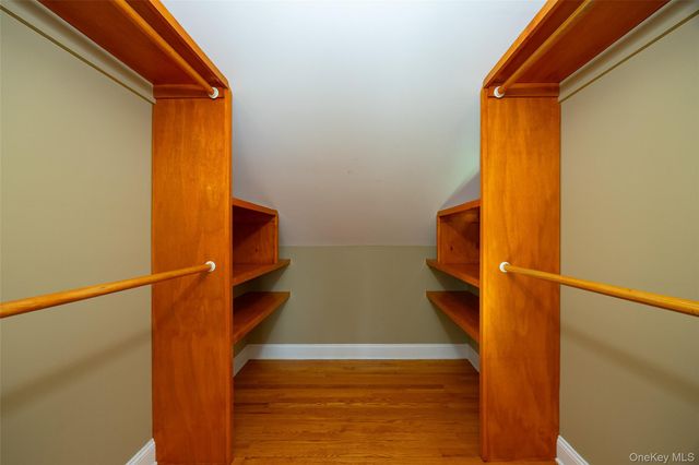 3 Mansion Drive, Hyde Park, NY 12538