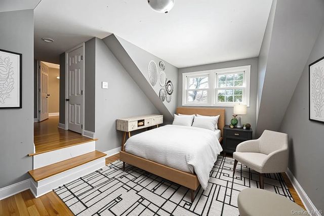 3 Mansion Drive, Hyde Park, NY 12538