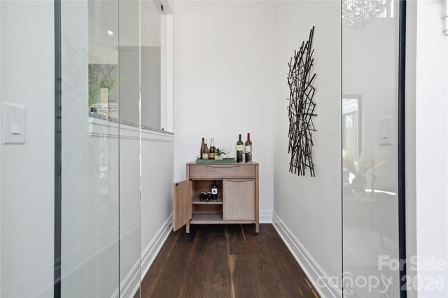 1423 S Wendover Road, Charlotte, NC 28211