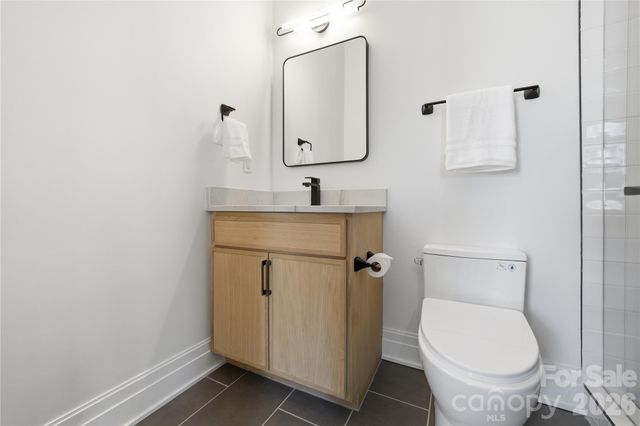 1423 S Wendover Road, Charlotte, NC 28211