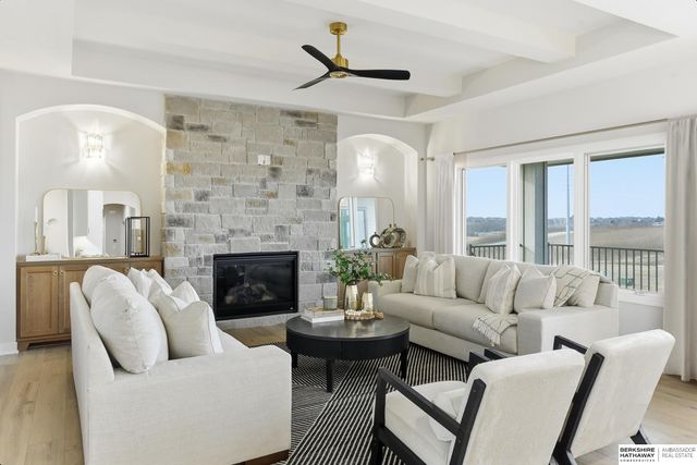 11105 S 221st Street, Gretna, NE 68028