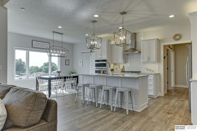 11105 S 221st Street, Gretna, NE 68028