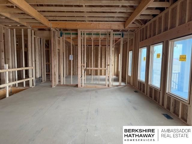 11105 S 221st Street, Gretna, NE 68028