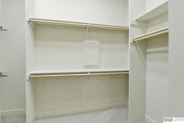 11105 S 221st Street, Gretna, NE 68028