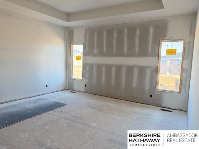 11105 S 221st Street, Gretna, NE 68028