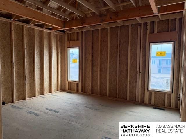 11105 S 221st Street, Gretna, NE 68028