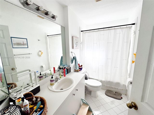 22063 SW 88th Ct, Cutler Bay, FL 33190