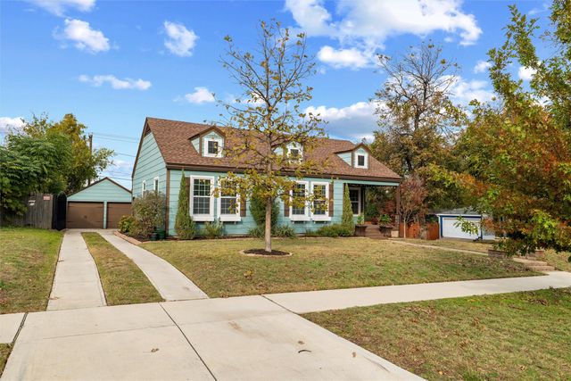 5000 Calmont Avenue, Fort Worth, TX 76107