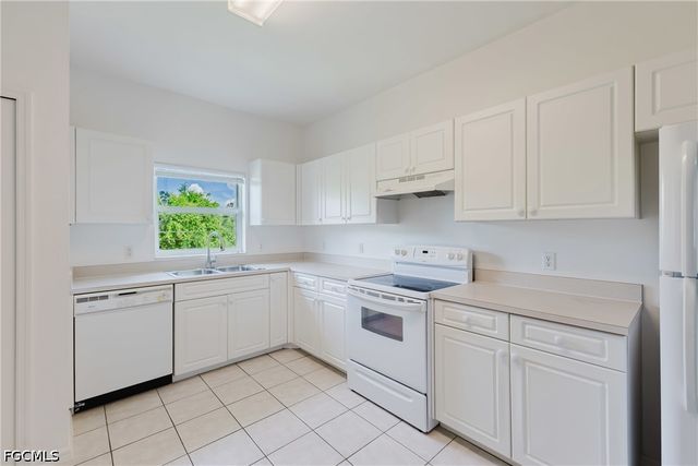 5612 Rose Garden RD 204, Cape Coral, FL 33914