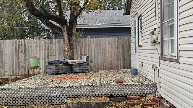 2205 S 10TH Street, Council Bluffs, IA 51501