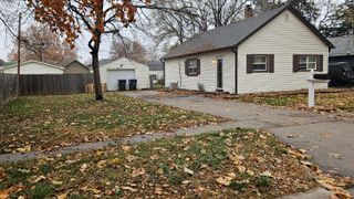 2205 S 10TH Street, Council Bluffs, IA 51501