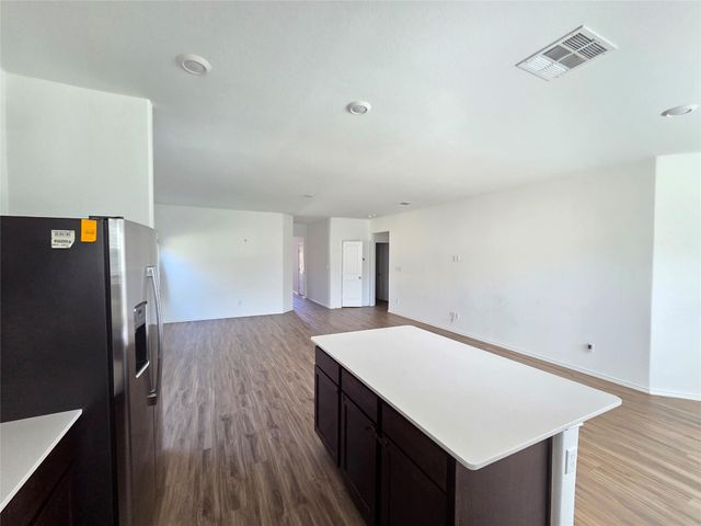 1521 Brueggerhoff RD, Leander, TX 78641