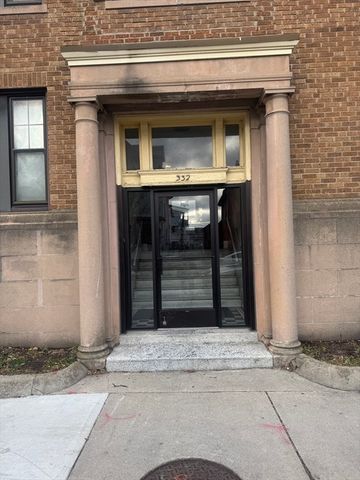 332 Salem 5, Malden, MA 02148