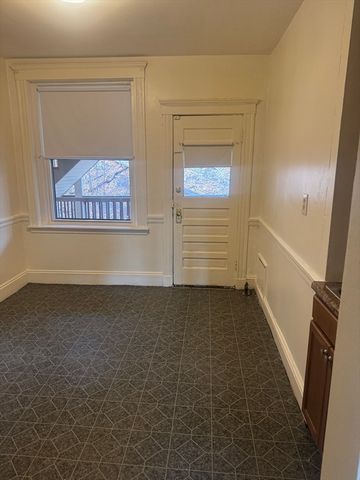 332 Salem 5, Malden, MA 02148