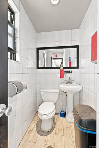35-04 43 Avenue, Long Island City, NY 11101