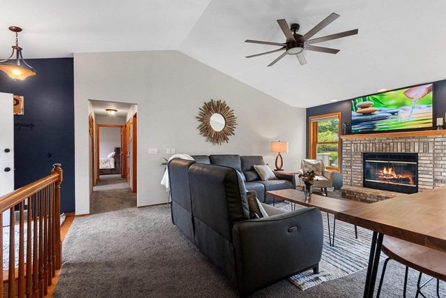 N365 RED TAIL LANE, Appleton, WI 54915