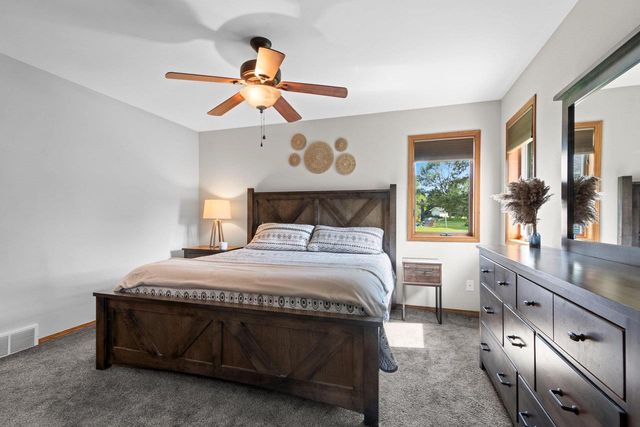 N365 RED TAIL LANE, Appleton, WI 54915