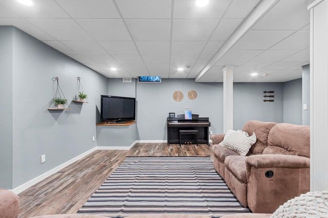 N365 RED TAIL LANE, Appleton, WI 54915