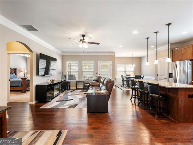 374 Eagles Bluff Way, Hoschton, GA 30548