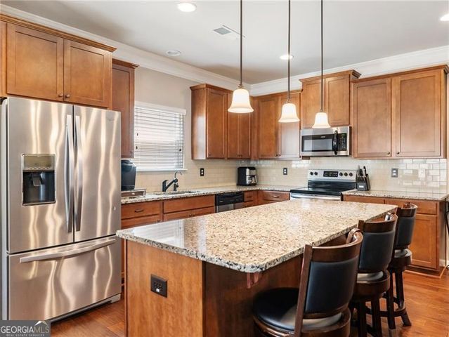 374 Eagles Bluff Way, Hoschton, GA 30548