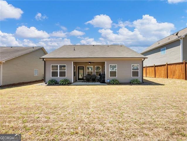 374 Eagles Bluff Way, Hoschton, GA 30548