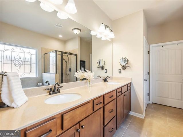 374 Eagles Bluff Way, Hoschton, GA 30548