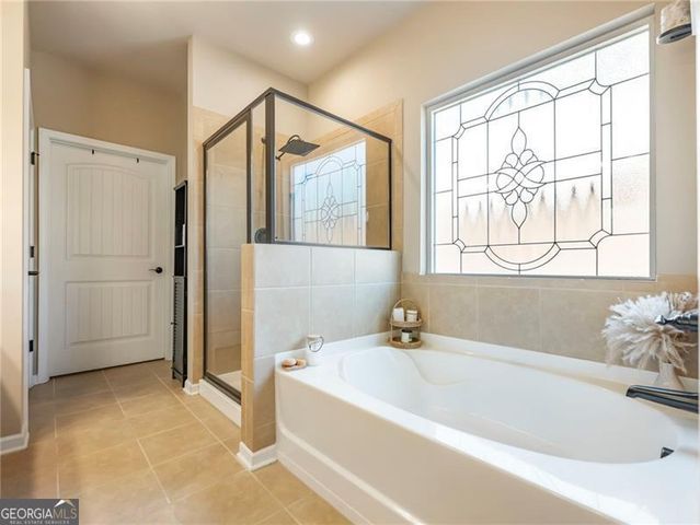 374 Eagles Bluff Way, Hoschton, GA 30548