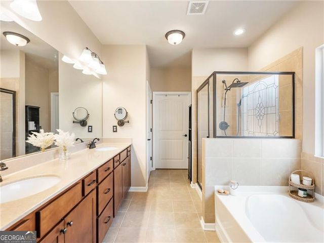 374 Eagles Bluff Way, Hoschton, GA 30548