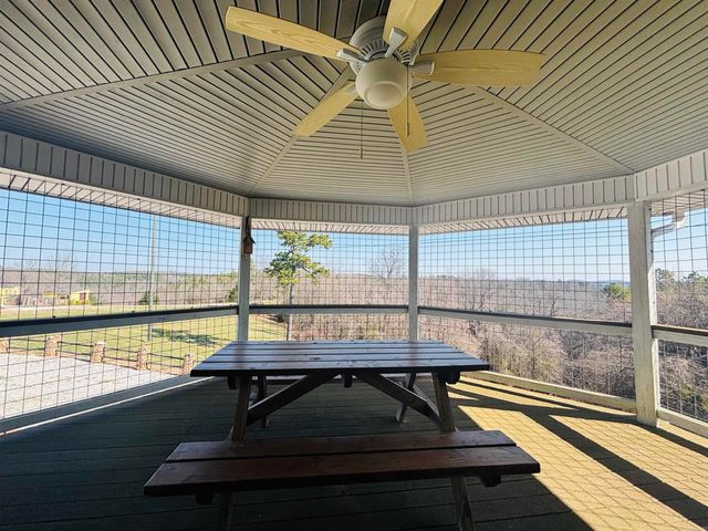 12897 14 W Highway, Mountain View, AR 72560