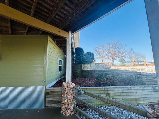 12897 14 W Highway, Mountain View, AR 72560