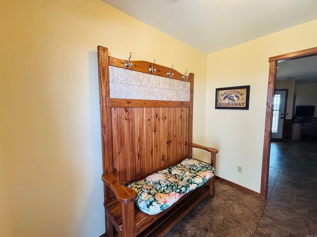 12897 14 W Highway, Mountain View, AR 72560