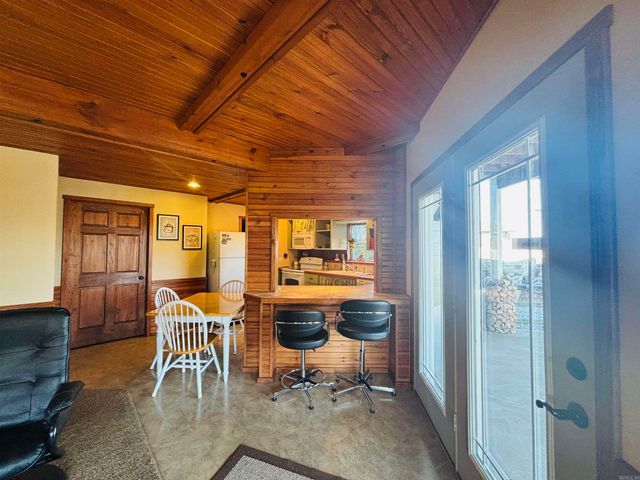 12897 14 W Highway, Mountain View, AR 72560