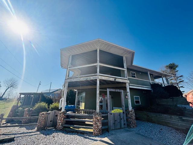 12897 14 W Highway, Mountain View, AR 72560