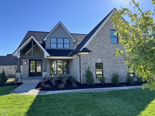 1003 Stone Creek Ln #221, Lebanon, TN 37087