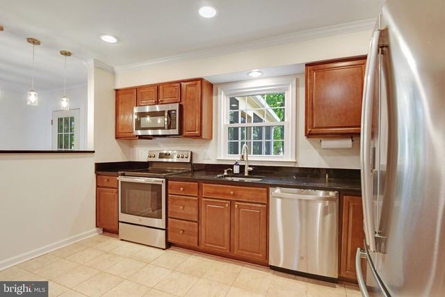 13384 BROOKFIELD CT, Chantilly, VA 20151